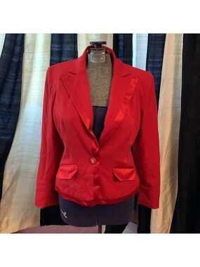 Latina Life fitted red blazer jacket Size 6
